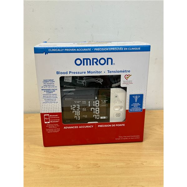 Omron Blood Pressure Monitor - Looks new, see all photos