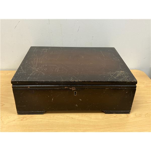 Vintage 2 Tier Salesman? Cutlery Storage Box - Approx: 17.5x13.75" & 6" tall - see all photos
