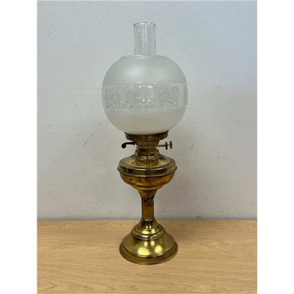 Vintage Brass / Glass Kerosene Lamp - Approx: 22"T 8"W