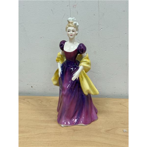 Royal Doulton England Bone China Figurine - Loretta HN2337 8"