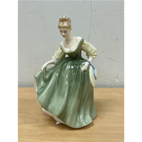 Royal Doulton England Bone China Figurine - Fair Lady HN2193 7.5"