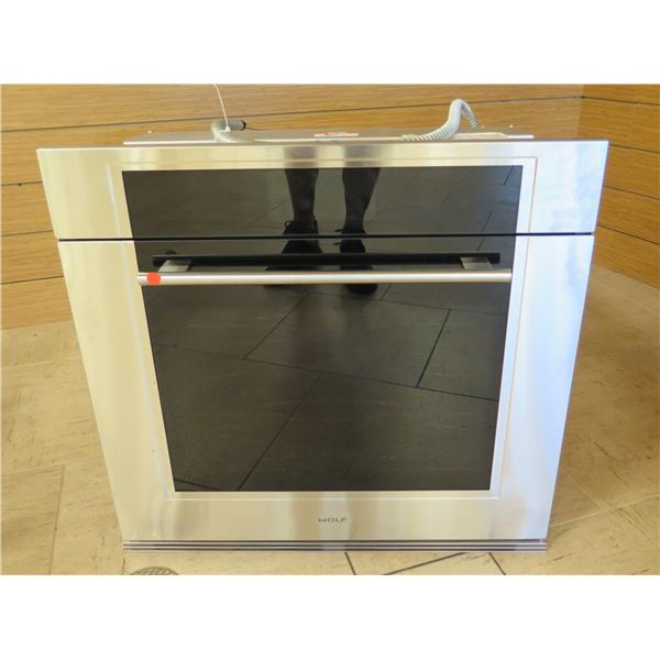 Wolf 30" Built-In Single Oven Model SO30TM/S/TH (please see pictures for measurements)