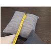 Image 10 : Qty 3 Woven Throw Pillows Approx 12" x 12"