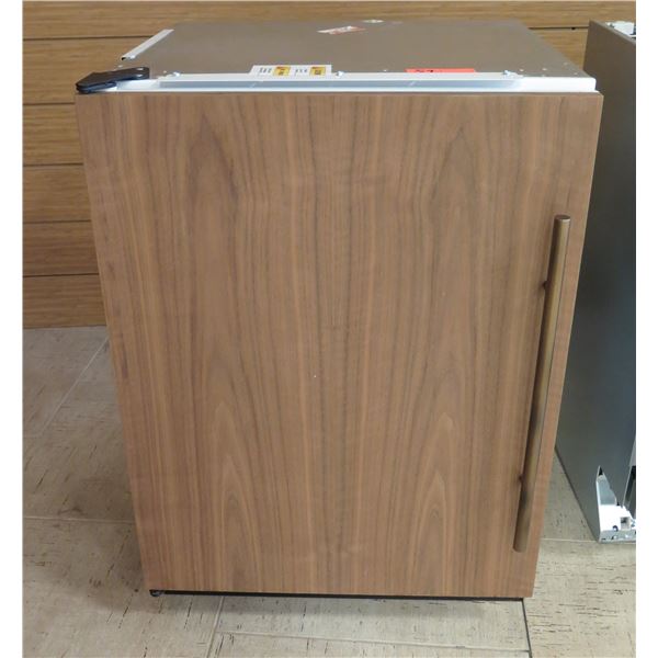 Sub-Zero UC-24R-LH 24" Undercounter Refrigerator  w/ Front Wood Design