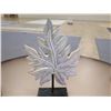 Image 3 : Leaf Décor 19"H & 15" dia  Round Mirrored Tray