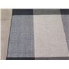Image 5 : Black and White Geometric Area Rug 7'9" x 6'
