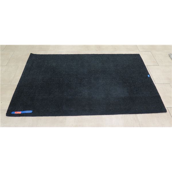 Black Area Rug 7'8" x 5'