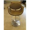 Image 1 : Artifort Tulip Barstool Swivel Chair