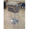 Image 10 : Artifort Tulip Barstool Swivel Chair