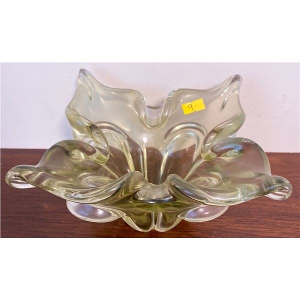 Green Carnival Glass Bowl 7 x 7 x 5T