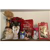 Image 1 : Christmas Decor