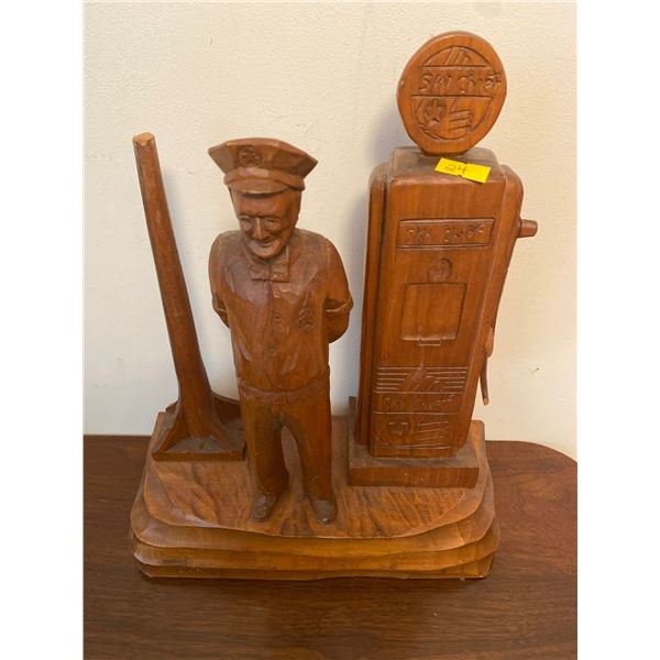 Caron Quebec Wood Carving Sky Chief Gas Attendant & Pump 13T