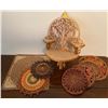 Image 1 : Wicker Collection With Wood Carving Shelf