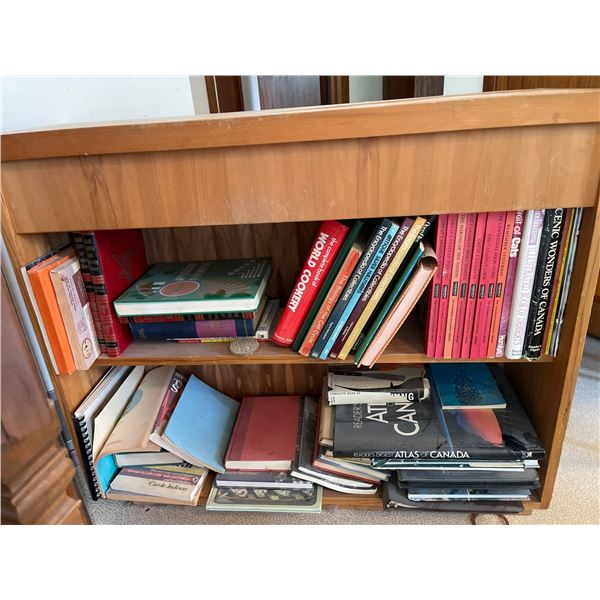 Wood Shelf & Books Canadian Atlas - Readers Digest Atlas & More 37W x 13D x 32R