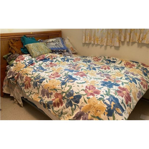 Oak & Wicker Vintage Queen Size Bed & Mattress