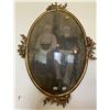 Image 1 : Antique Picture Photograph of Frontier People 24T Rounded Glass Frame