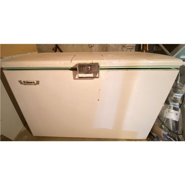Gilson Snowbird Freezer 59L x 29D x 42T
