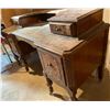Image 2 : Victorian Vanity 44L x 18D x 29T
