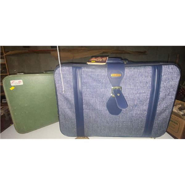 5th Avenue Suitcase Collection - NEW 4 Pieces Plus Antique One