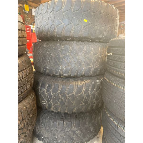 Mickey Thompson Baha LT285/70 R17 MTZ Dodge Rims 8 Bolt Pattern