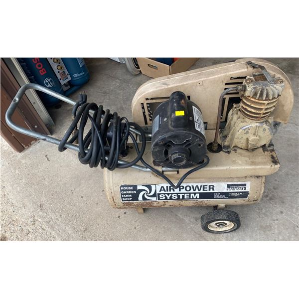 Montgomery Ward Air Compressor 1/2HP 7.5 Gallon
