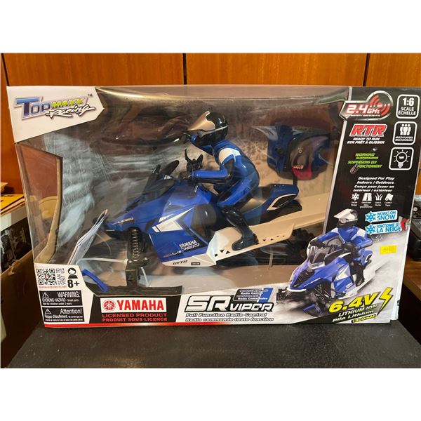 Yamaha RC Snow Mobile New In Box SR Vipar