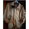 Image 3 : Mens Winter Parkas Size Large One Needs Zipper Repair