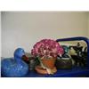 Image 3 : Lot of: pigeon, plate and 2 small containers, 2 wood ducks - one missing head, ceramic duck and faux