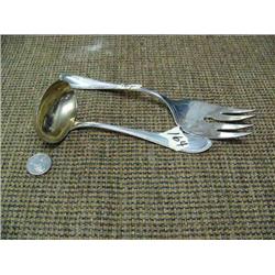 Lot of silver serving fork and ladle (172)
