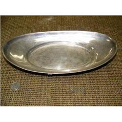 Sterling silver serving dish (172)
