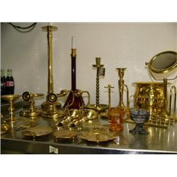 Lot of brass items, 2 small antique glass (172)