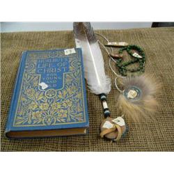 Lot of 5: "Life of Christ for young and old", piece of fossilized bone, jade necklace with fossil, f