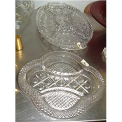 Set of 2 cut glass and pressed glass serving platters (172)