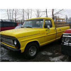 1969 Ford F250 Short bed pickup, new paint, custom rims, custom upholstery sears, auto trans with Hu