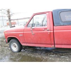 1982 red Ford F250, nice interior, canopy shell, 5.8 L engine, auto transmission, needs wax job VIN 