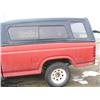 Image 2 : 1982 red Ford F250, nice interior, canopy shell, 5.8 L engine, auto transmission, needs wax job VIN 