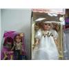 Image 2 : Lot of 7 collectable dolls (158)