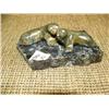 Image 1 : 2 Soapstone seals on soapstone base (2)