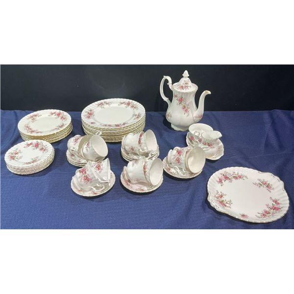 Royal Alber "Lavender Rose" China Set (8 full place settings and more)