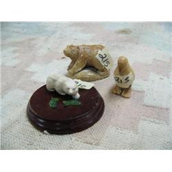 Lot of 3 bone bear, puffin, and bear with 2 jade fish (33)