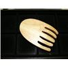 Image 3 : Lot of 8 brand new Ulus and three wooden bear claw servers (33)