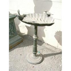 Cast iron Leaf birdbath with birds 20" tall 15" wide (3)