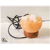Image 1 : 2 SALT LAMPS (1 SMALL 1 LARGE)