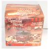 Image 1 : CHOCOLATE DELUXE FONDUE/ CANDY MAKING KIT, COMES