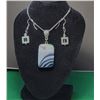 Image 1 : 1) NATURAL GREEN/BLACK & WHITE ONYX AGATE PENDANT