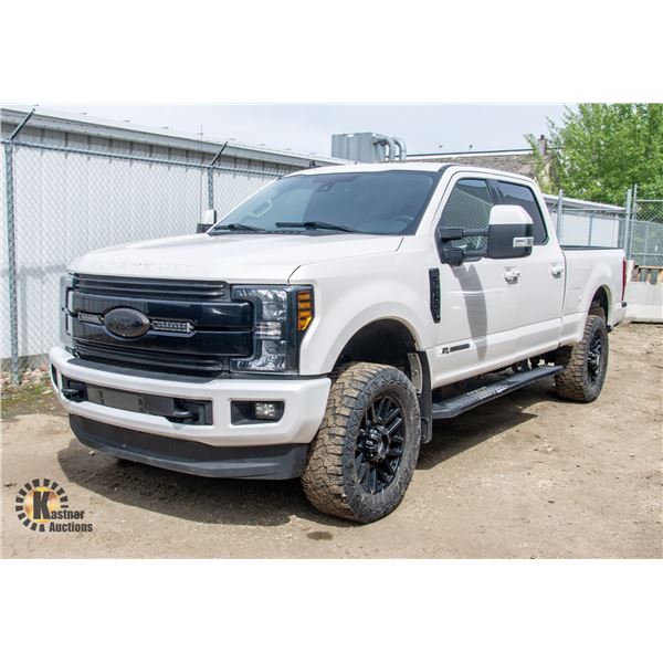 2019 FORD F350 LARIAT POWER STROKE