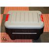 Image 1 : RUBBERMAID ROUGHNECK ACTION PACKER TOTE 30.2 L