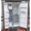 Image 2 : NEW S&D WHIRLPOOL FRENCH DOOR REFRIGERATOR