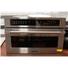 Image 1 : FRIDGIDAIRE PROFESSIONAL ST. STEEL WALL OVEN