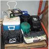 Image 1 : PALLET OF CAMPING ITEMS